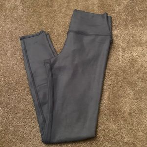 Alo Yoga Tights *NWOT*